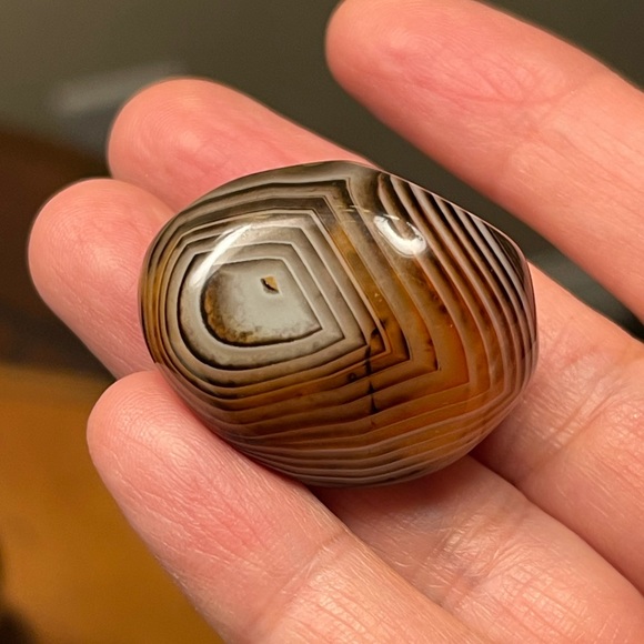 2 x tumbled polished natural banded agate sardonyx stones - Picture 5 of 7